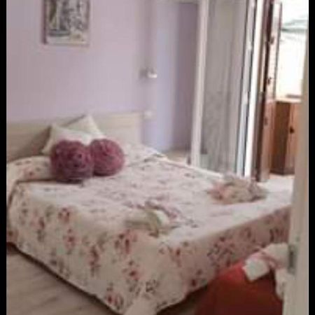 Appartamento Francy كاستيلاّماري ديل غو الغرفة الصورة